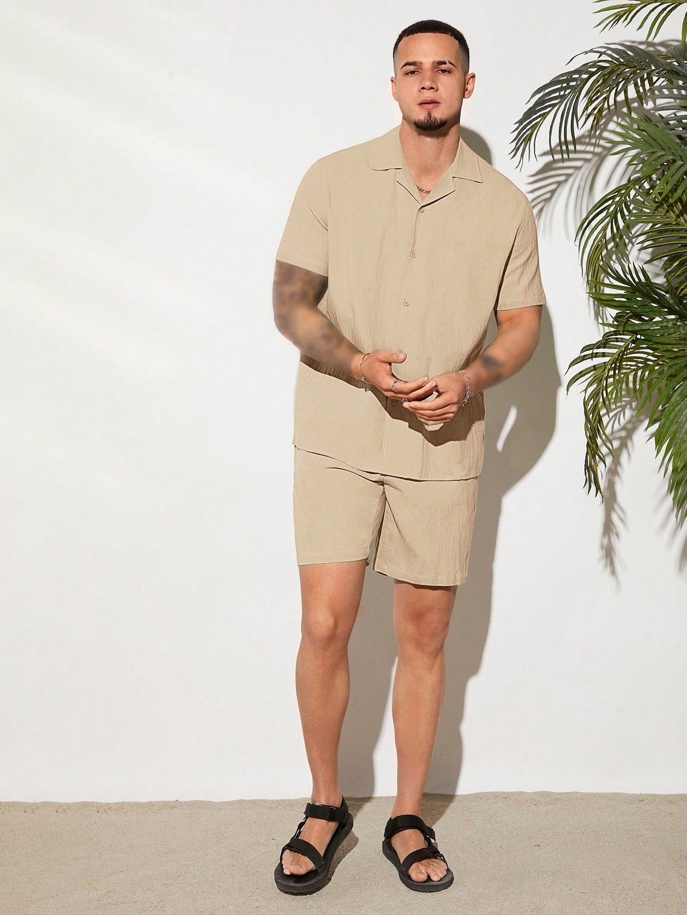 Manfinity VCAY Loose Fit Men's Solid Color Button Front Shirt & Shorts Set Khaki