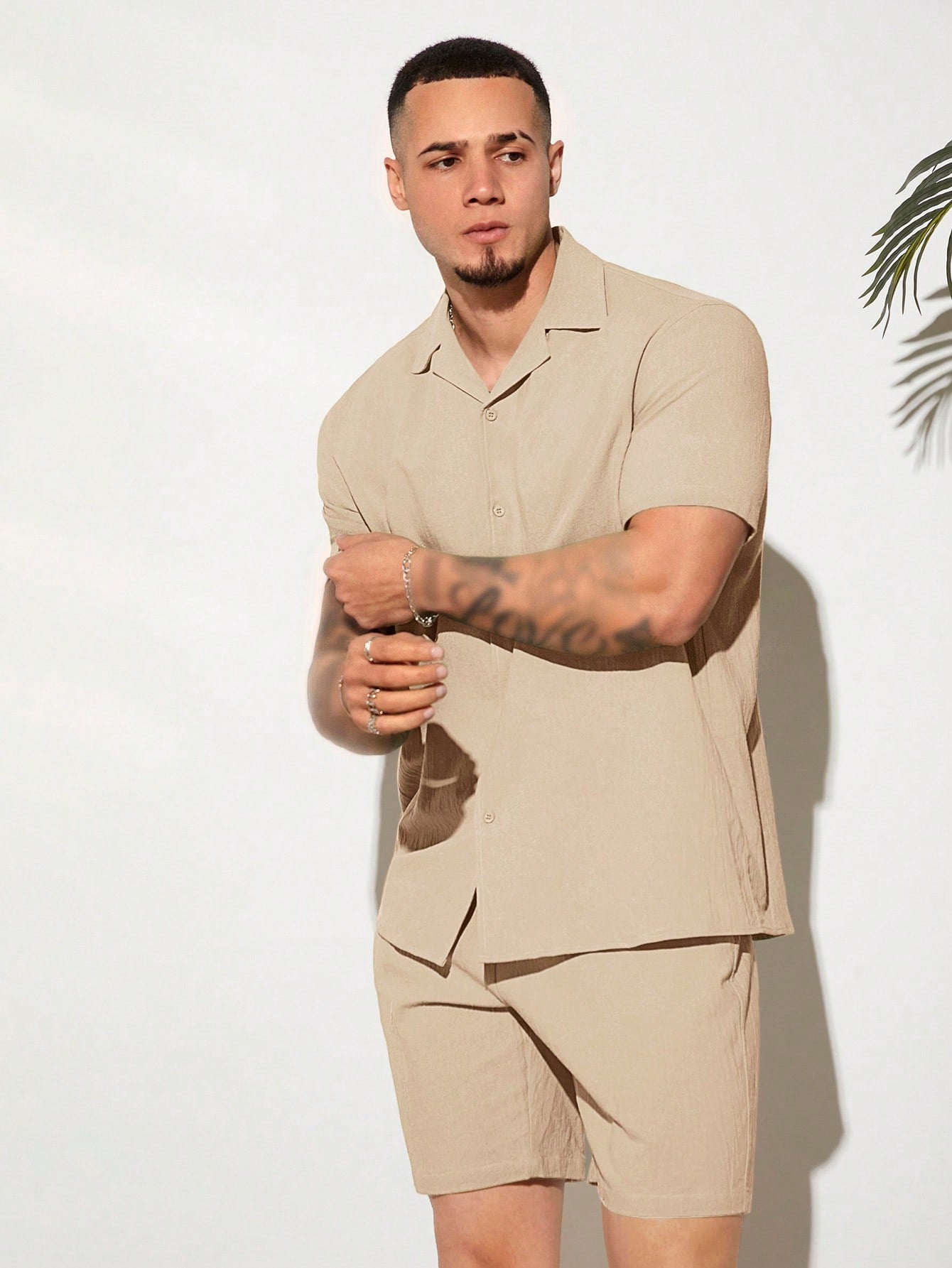 Manfinity VCAY Loose Fit Men's Solid Color Button Front Shirt & Shorts Set Khaki