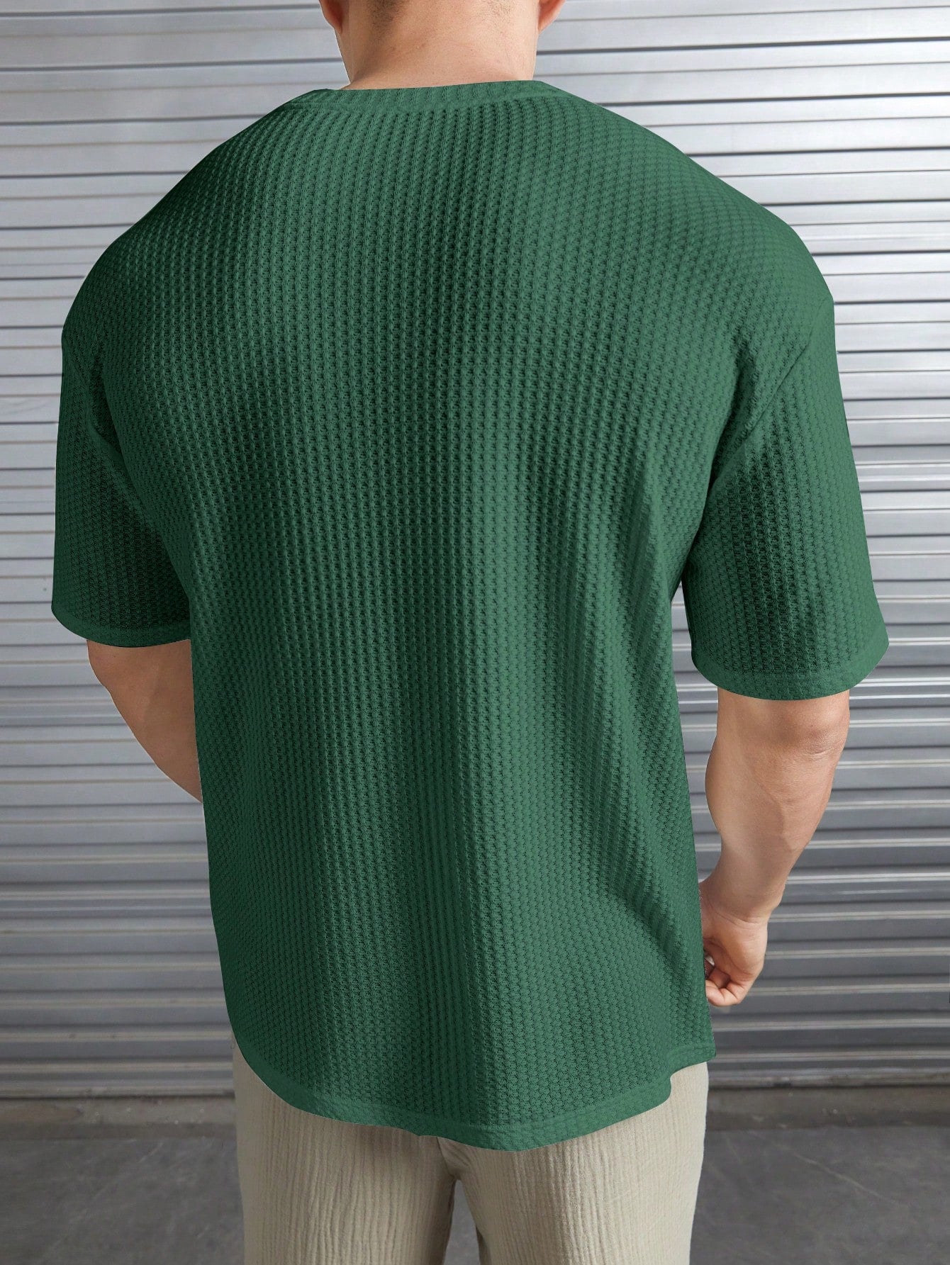 Manfinity Modomio Loose Fit Men's Solid Waffle Knit Short Sleeve Tee Dark Green