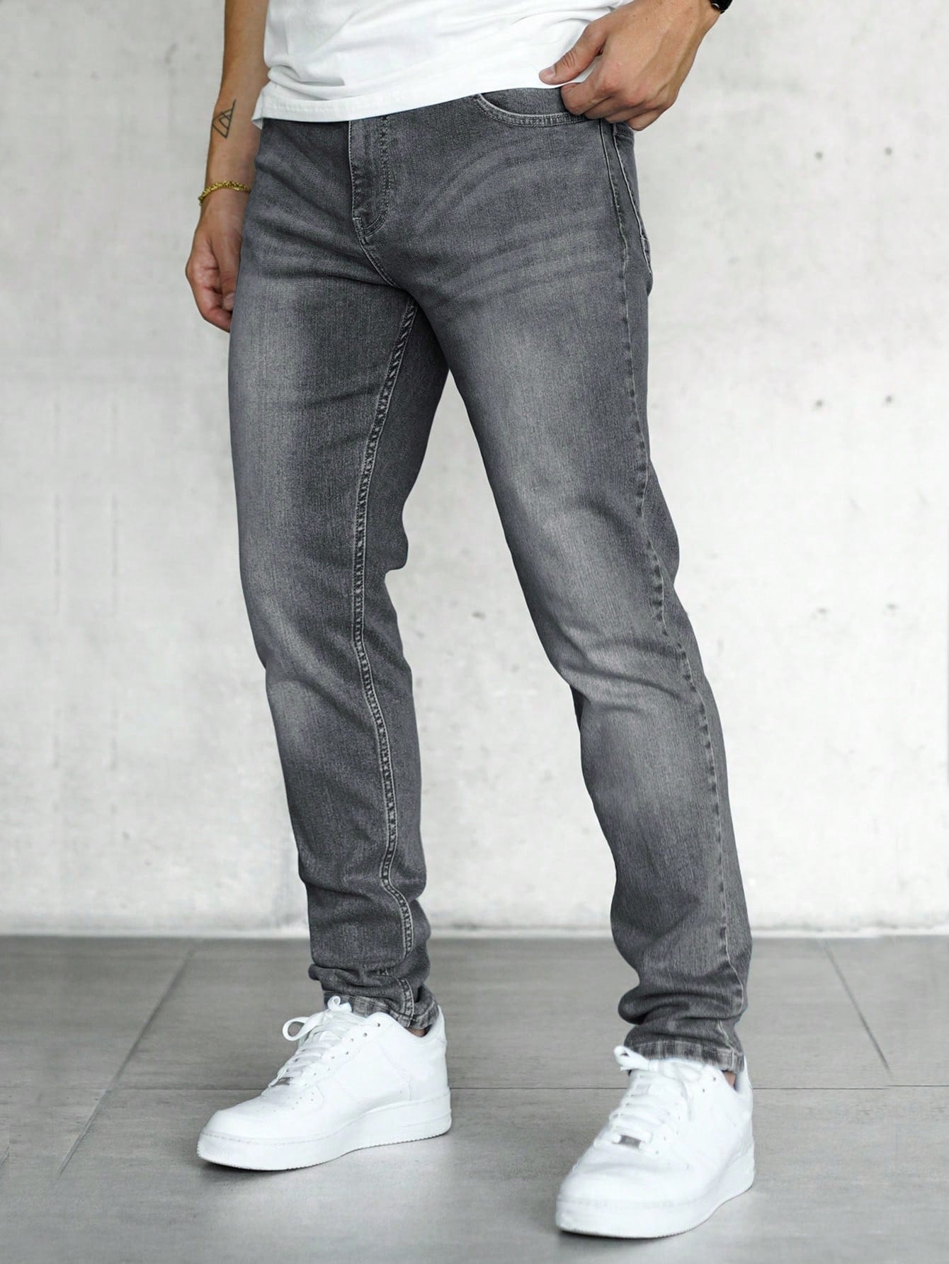 Men Slant Pocket Jeans Grey