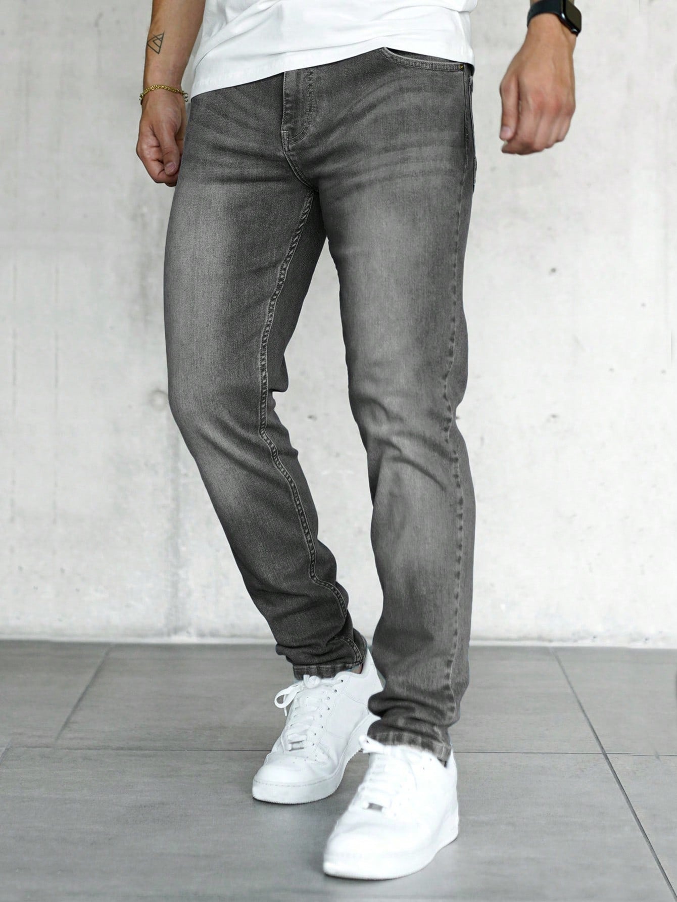 Men Slant Pocket Jeans Grey