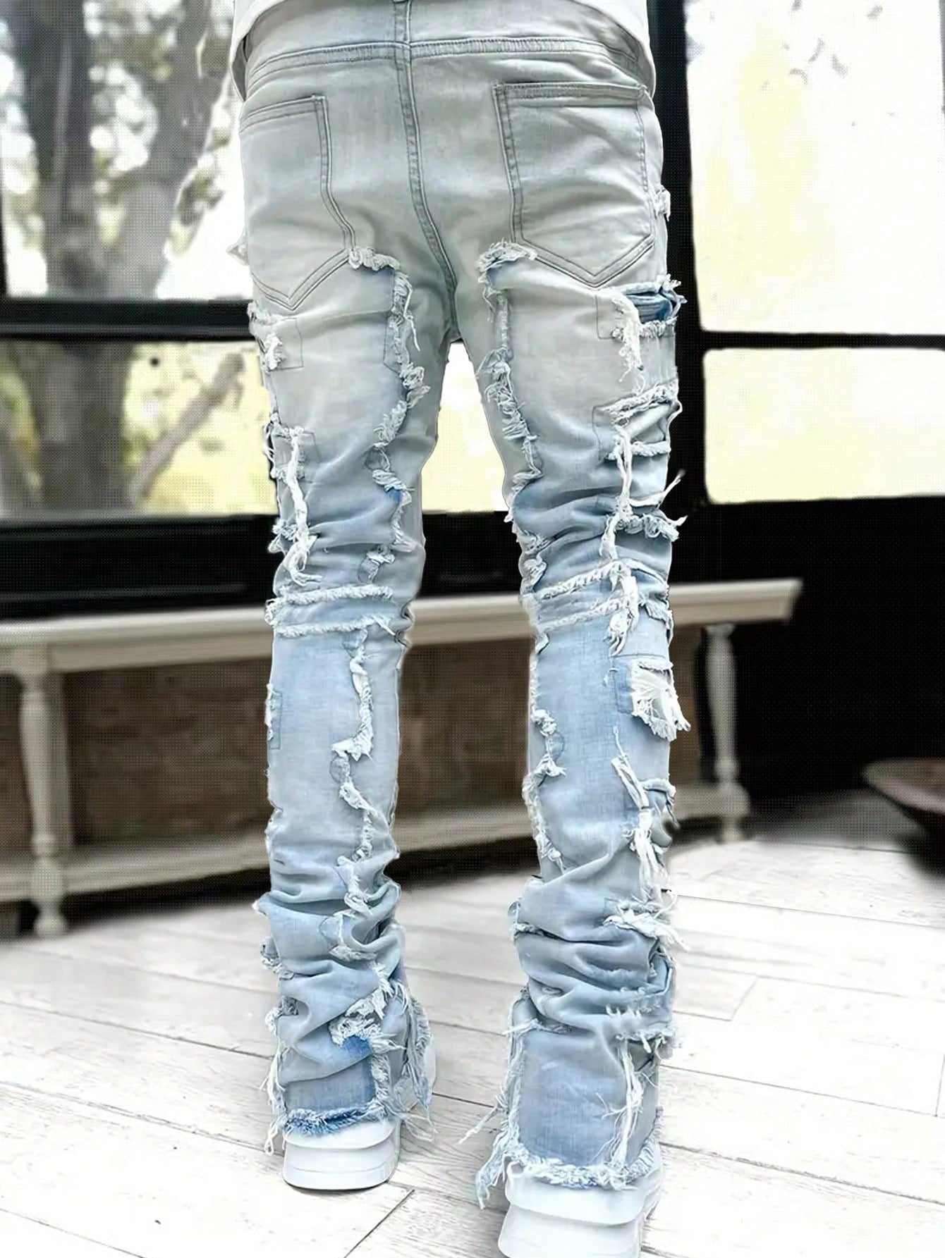 Men Ripped Frayed Skinny Jeans Light Wash