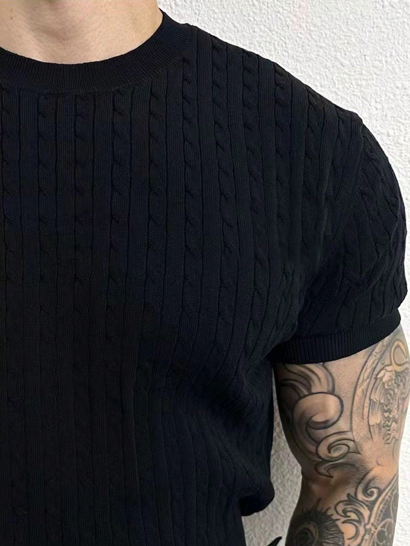 Manfinity Hypemode Men's Solid Color Knitted Short Sleeve Top Black