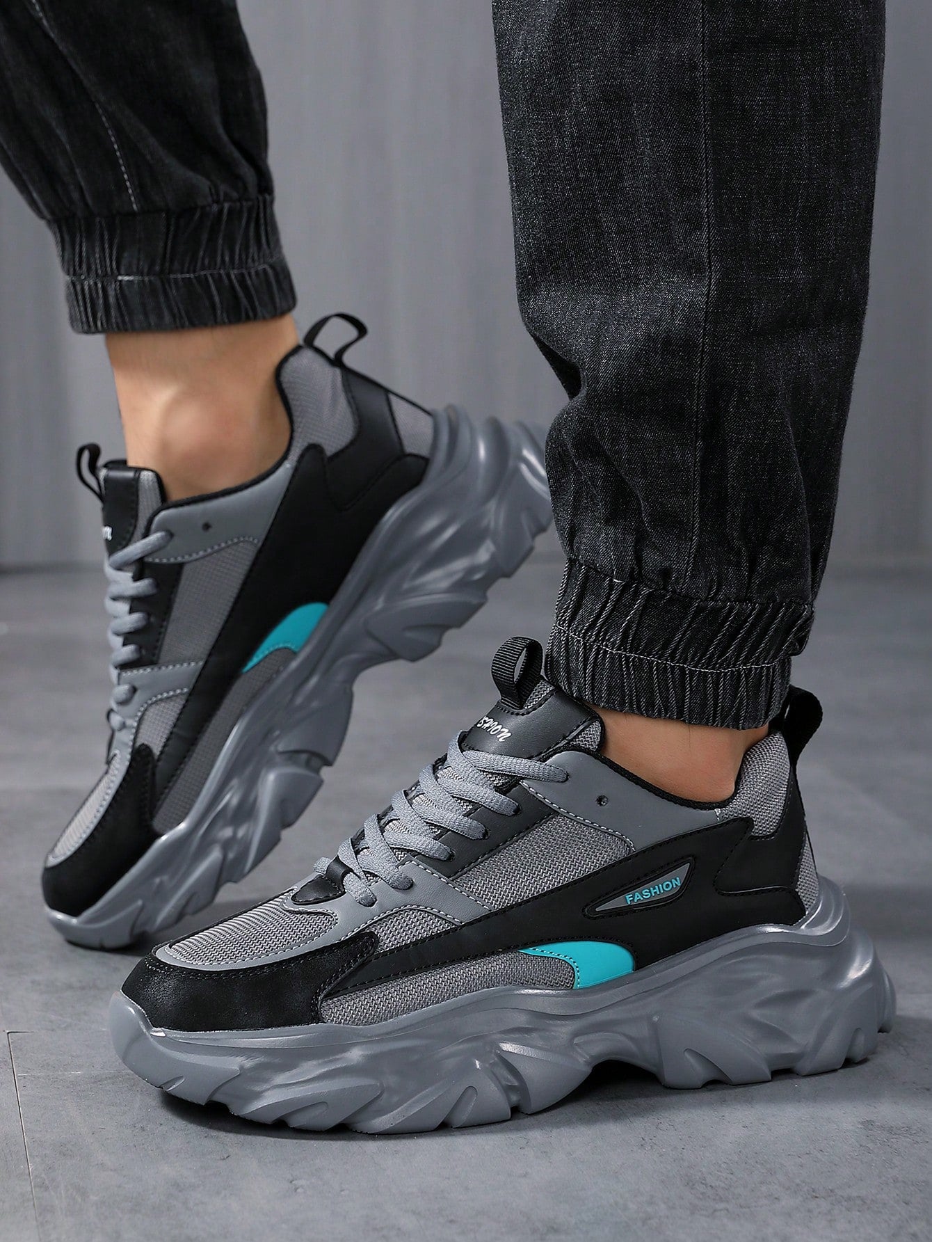 Men's Fashionable Color Block Breathable Front Strap Sports Shoes, Lightweight And Durable Casual Running Shoes For Daily Wear Grey