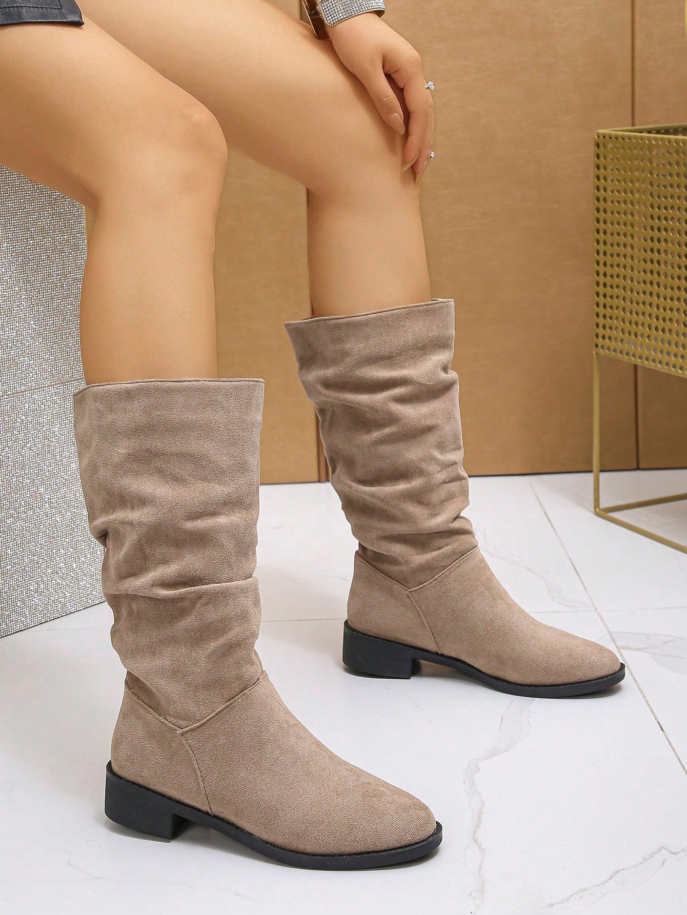 2024 New Low/Flat Heel Tall Boots For Women, Suede Fabric Non-Knee-High Mid-Calf Boots With Wrinkle Vintage Western Riding Style Khaki