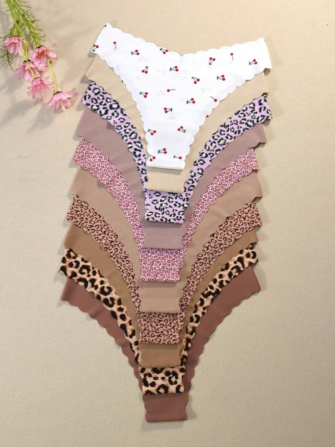 10pcs Women Seamless Wavy Edge Breathable Comfortable Soft Fabric Sexy Triangle Panties Multicolor