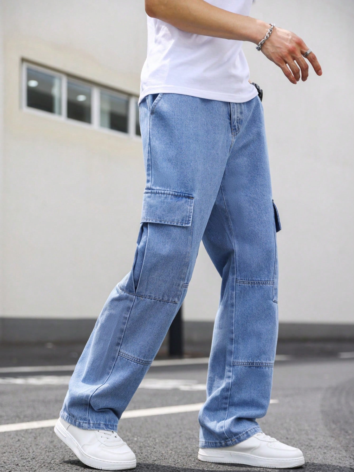 Manfinity EMRG Men's Casual Cargo Jeans With Flap Side Pockets, Plain Long Baggy Cargo Navy Blue Washed Cargo Jeans, For Husband, Boyfriend Gifts Blue