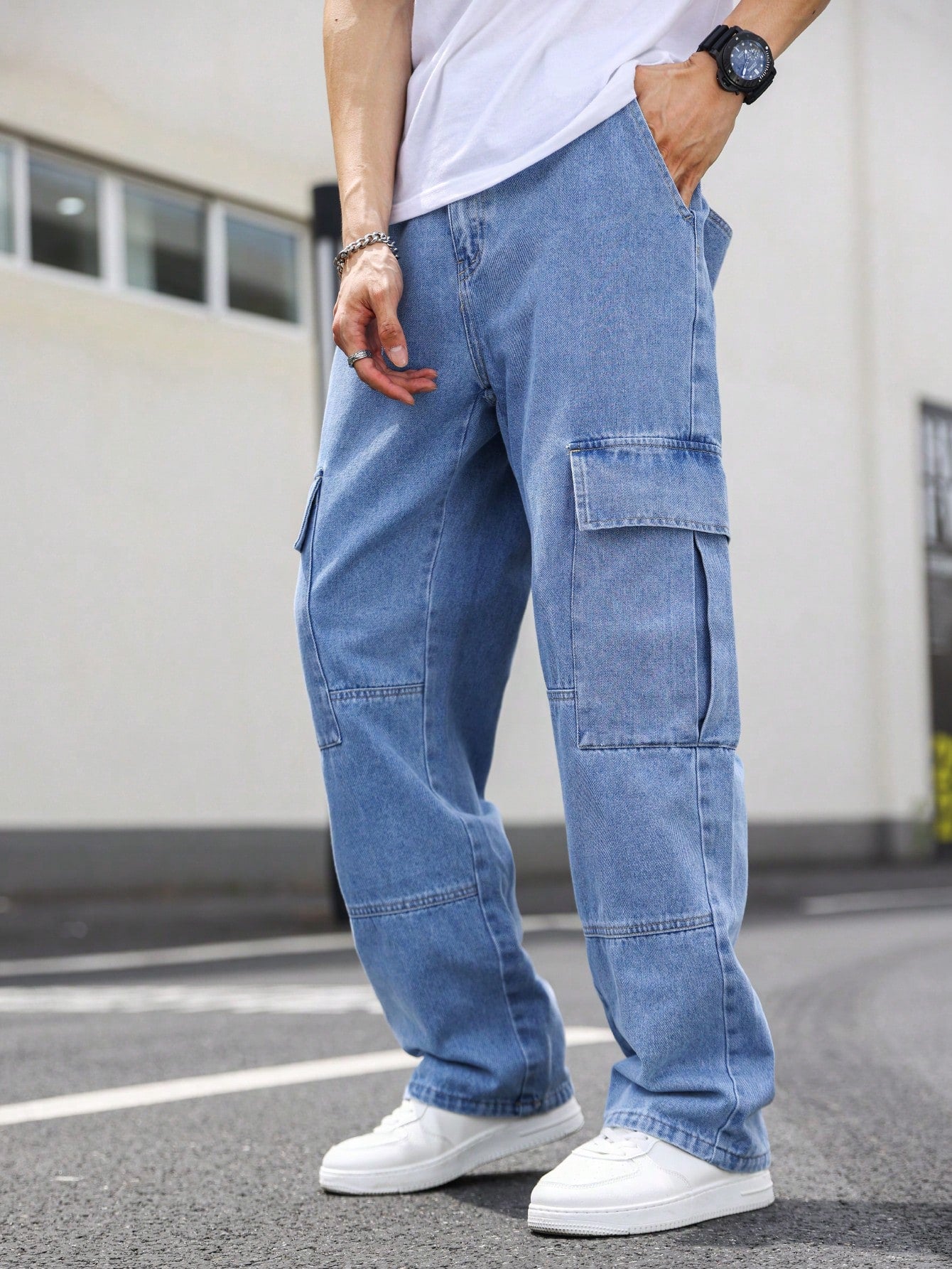Manfinity EMRG Men's Casual Cargo Jeans With Flap Side Pockets, Plain Long Baggy Cargo Navy Blue Washed Cargo Jeans, For Husband, Boyfriend Gifts Blue