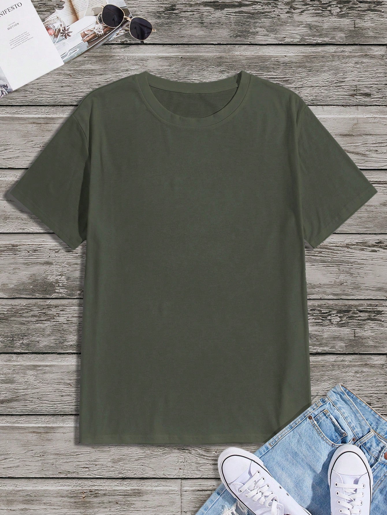 Manfinity Homme Men's Solid Color Round Neck Short Sleeve Casual T-Shirt Army Green